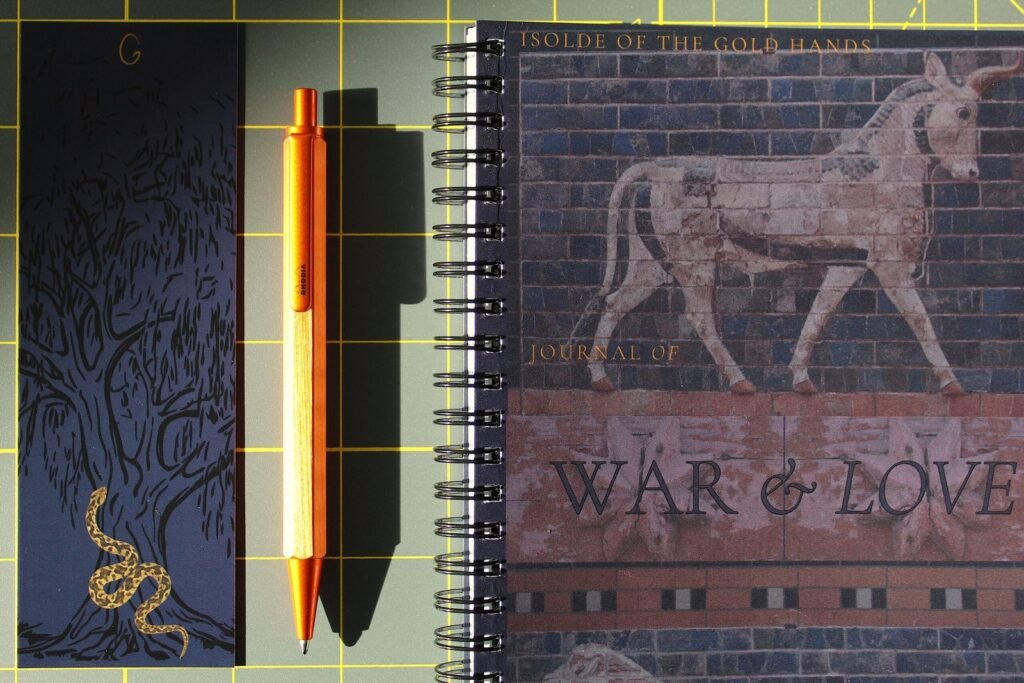 INANNA + RHODIA stationery set